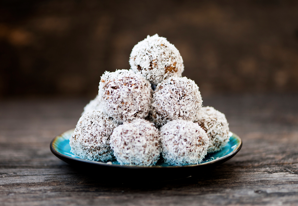 Raw Date and Coconut Balls